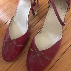 Magenta new shoes easy spirits size 9